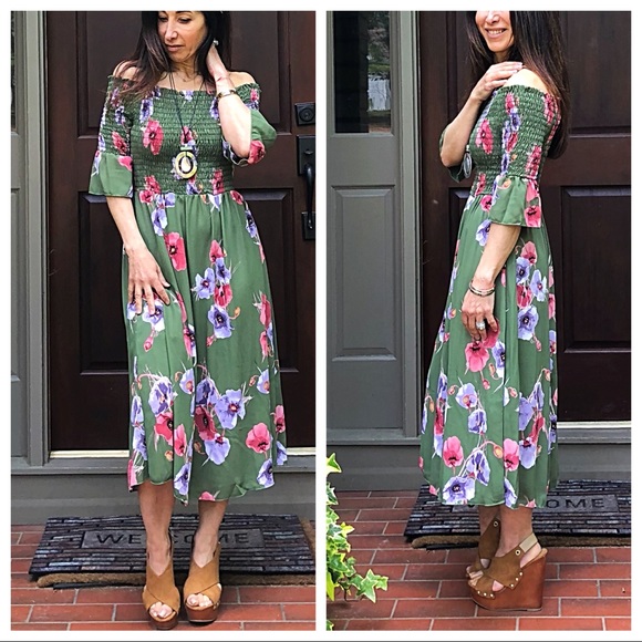 Dresses & Skirts - ✨LAST ONE✨Boho gypsy chic  off the shoulder dress